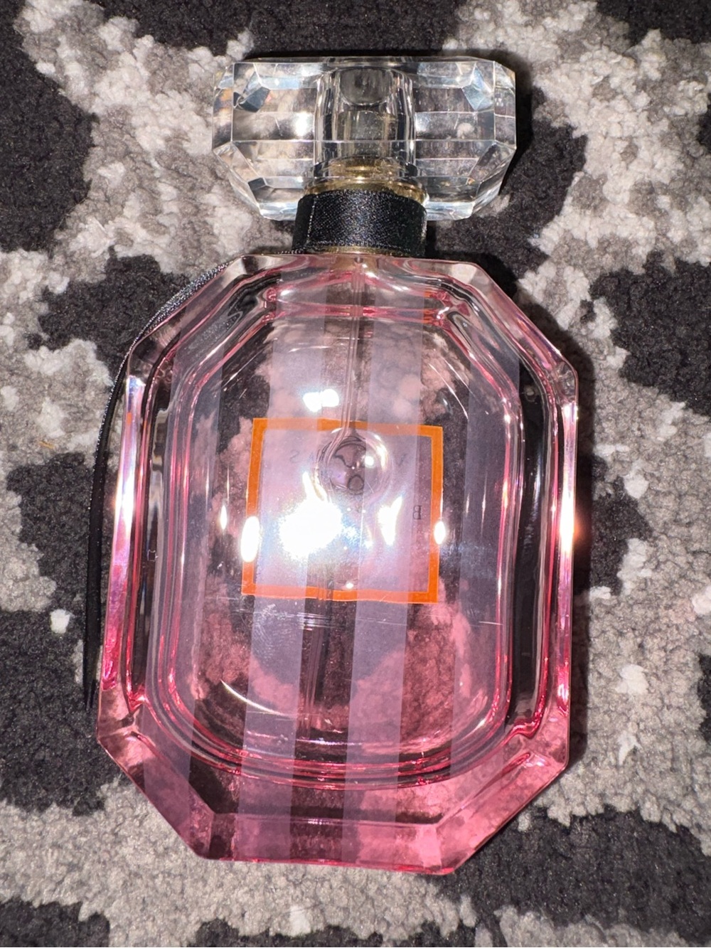 Bombshell Eau De Parfum. - Picture 3 of 5
